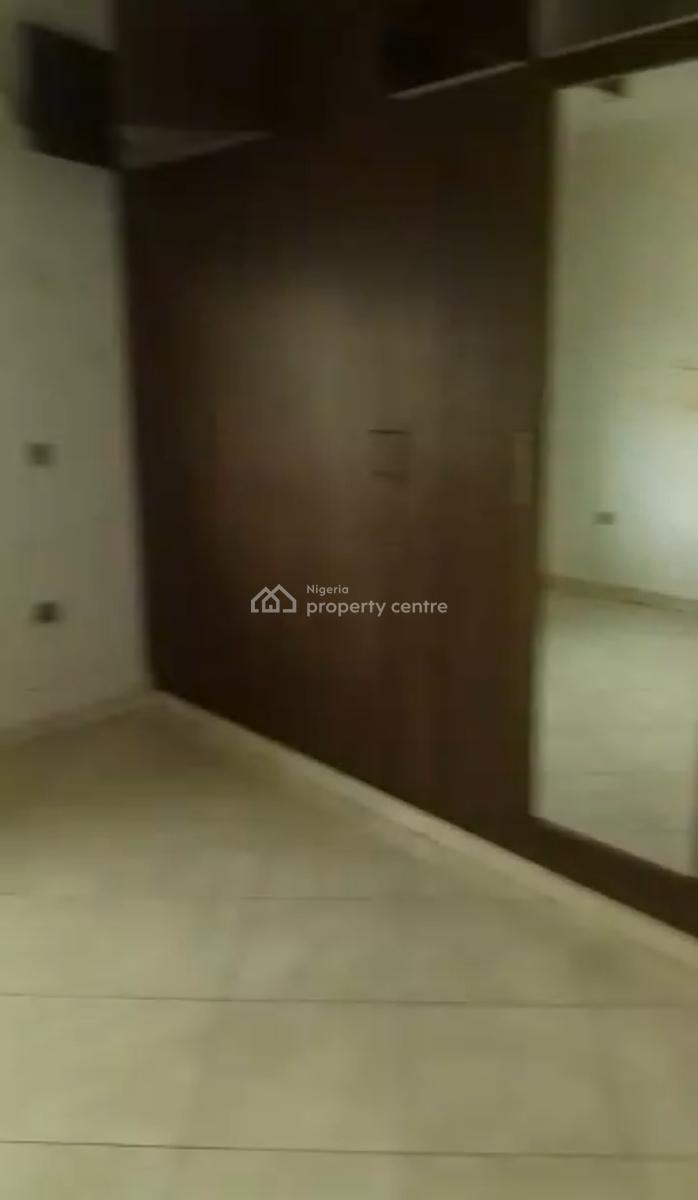 Neatly Used  and Spacious 2 Bedrooms Flat, Parkview Estate, Ikoyi, Lagos, Flat / Apartment for Rent