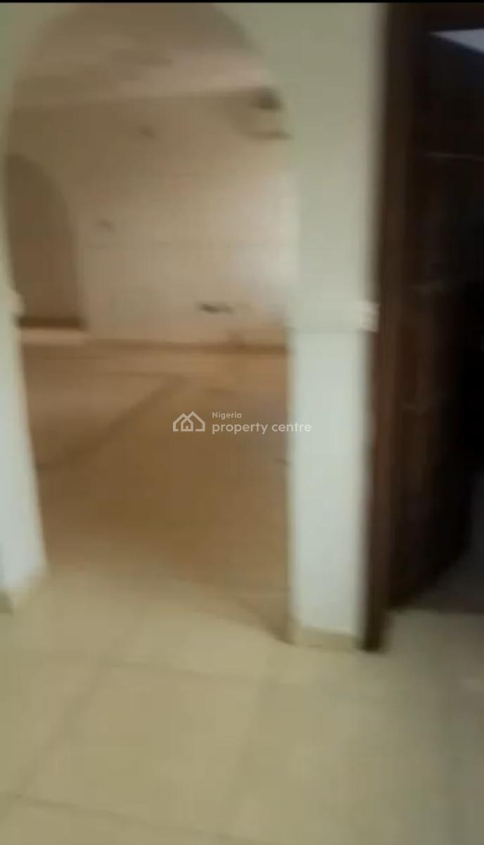 Neatly Used  and Spacious 2 Bedrooms Flat, Parkview Estate, Ikoyi, Lagos, Flat / Apartment for Rent