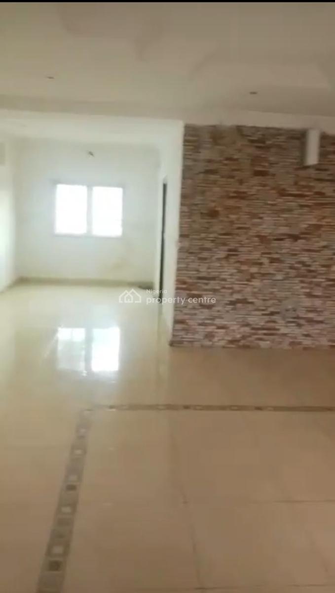 Neatly Used  and Spacious 2 Bedrooms Flat, Parkview Estate, Ikoyi, Lagos, Flat / Apartment for Rent