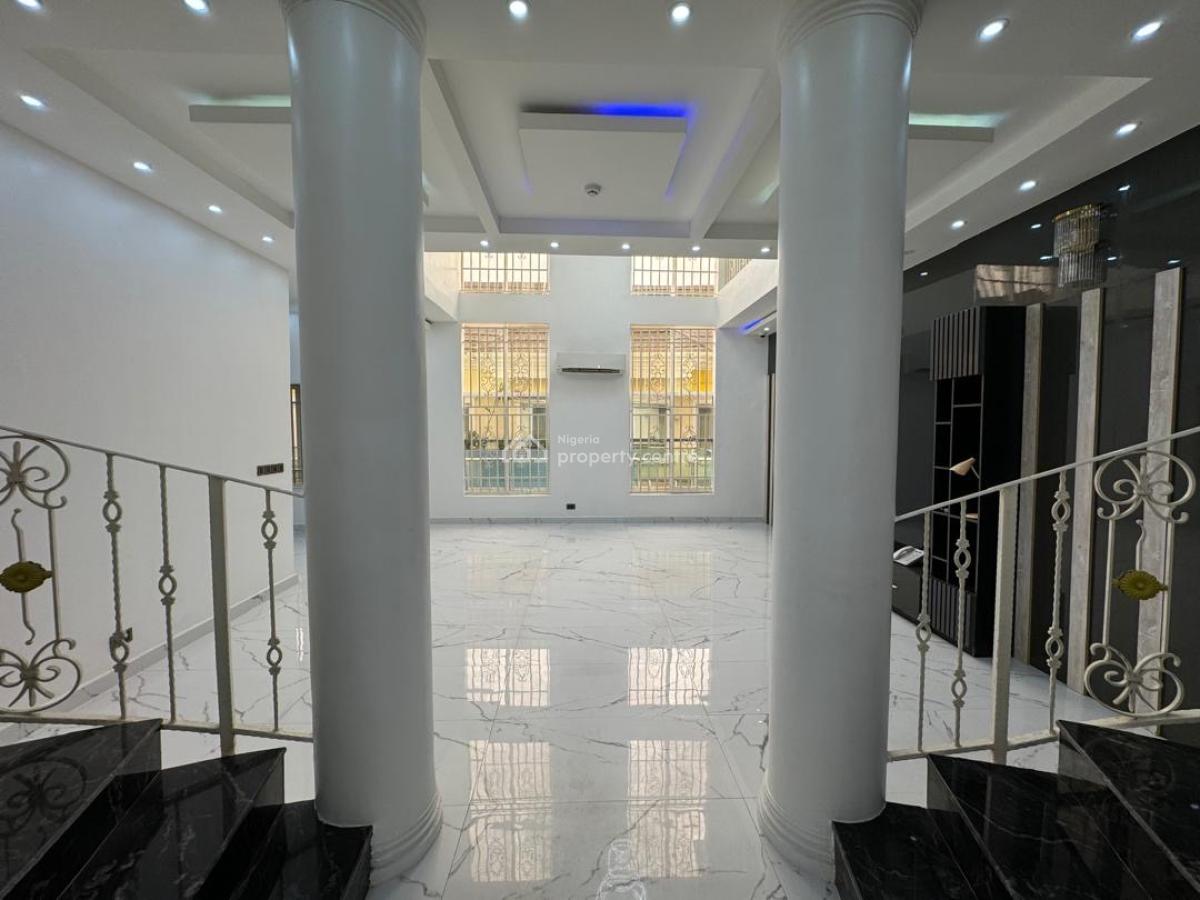 8 Bedrooms Mansion Sitting on 1000sqmts, Victoryr Park Estate, Osapa London, Osapa, Lekki, Lagos, Detached Duplex for Sale