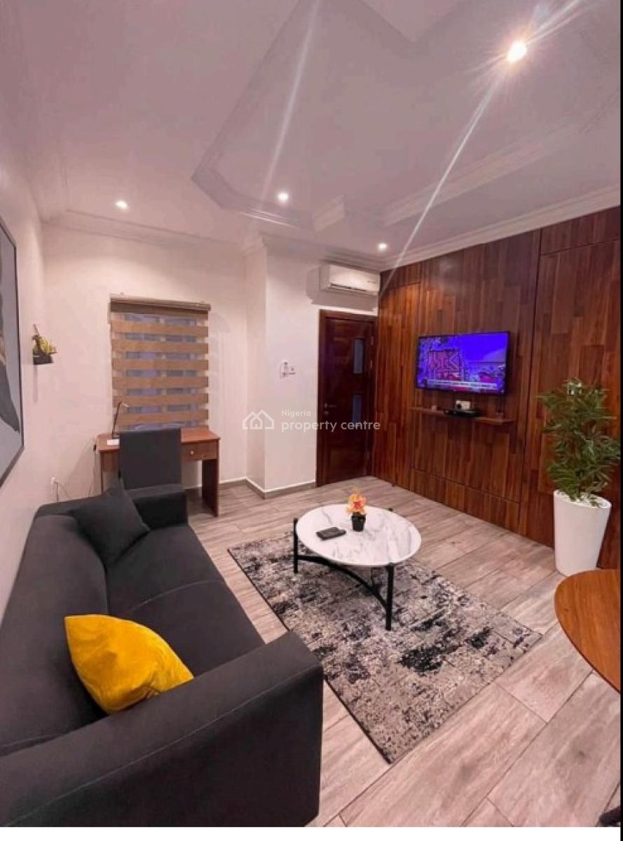 Affordable Rome and Parlor Inclusive of 247 Power and Wifi, Off Admiralty Way, Lekki Phase 1, Lekki, Lagos, Mini Flat (room and Parlour) for Rent