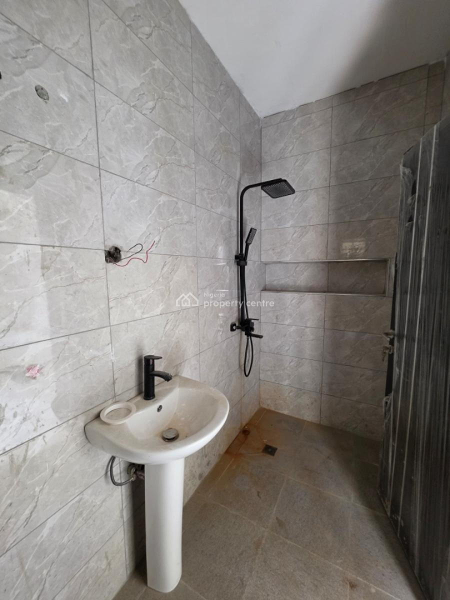 Newly Built 2-bedroom Apartment with Bq, Ologolo, Lekki, Lagos, Flat / Apartment for Sale