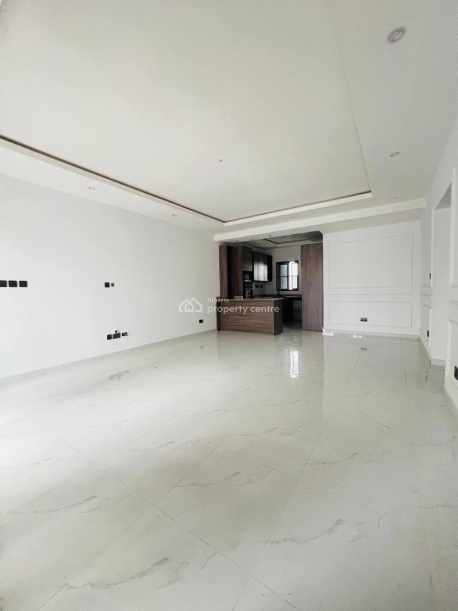 Clean and Spacious 2 Bedroom Apartment, Ikate, Lekki, Lagos, Flat / Apartment for Rent