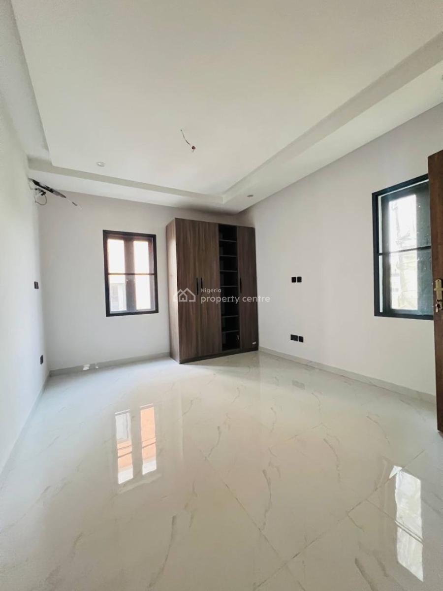 Clean and Spacious 2 Bedroom Apartment, Ikate, Lekki, Lagos, Flat / Apartment for Rent