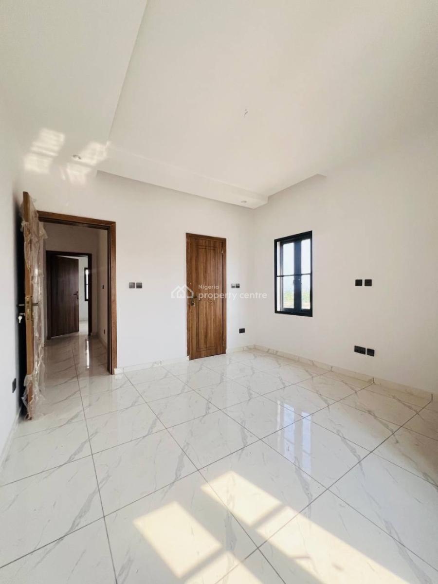 Clean and Spacious 2 Bedroom Apartment, Ikate, Lekki, Lagos, Flat / Apartment for Rent