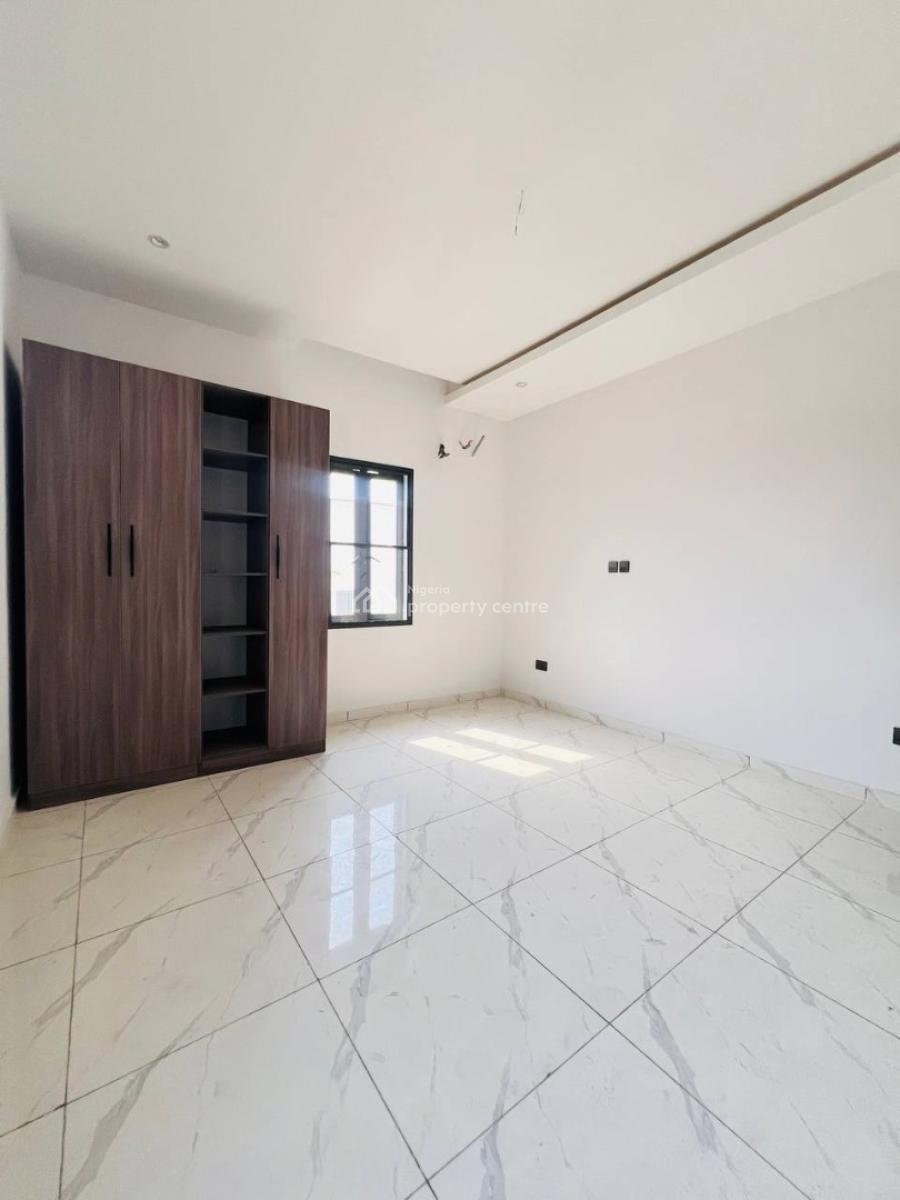 Clean and Spacious 2 Bedroom Apartment, Ikate, Lekki, Lagos, Flat / Apartment for Rent