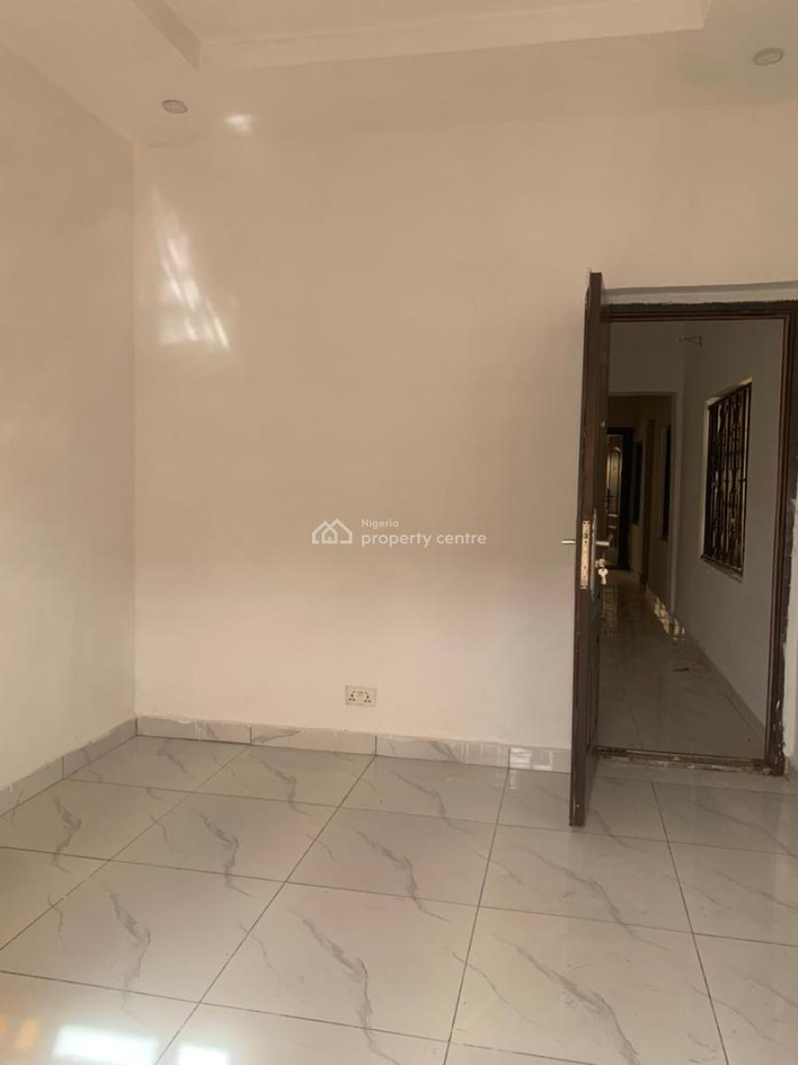 Neat and Spacious 2 Bedroom Apartment, Lekki, Lagos, House for Rent