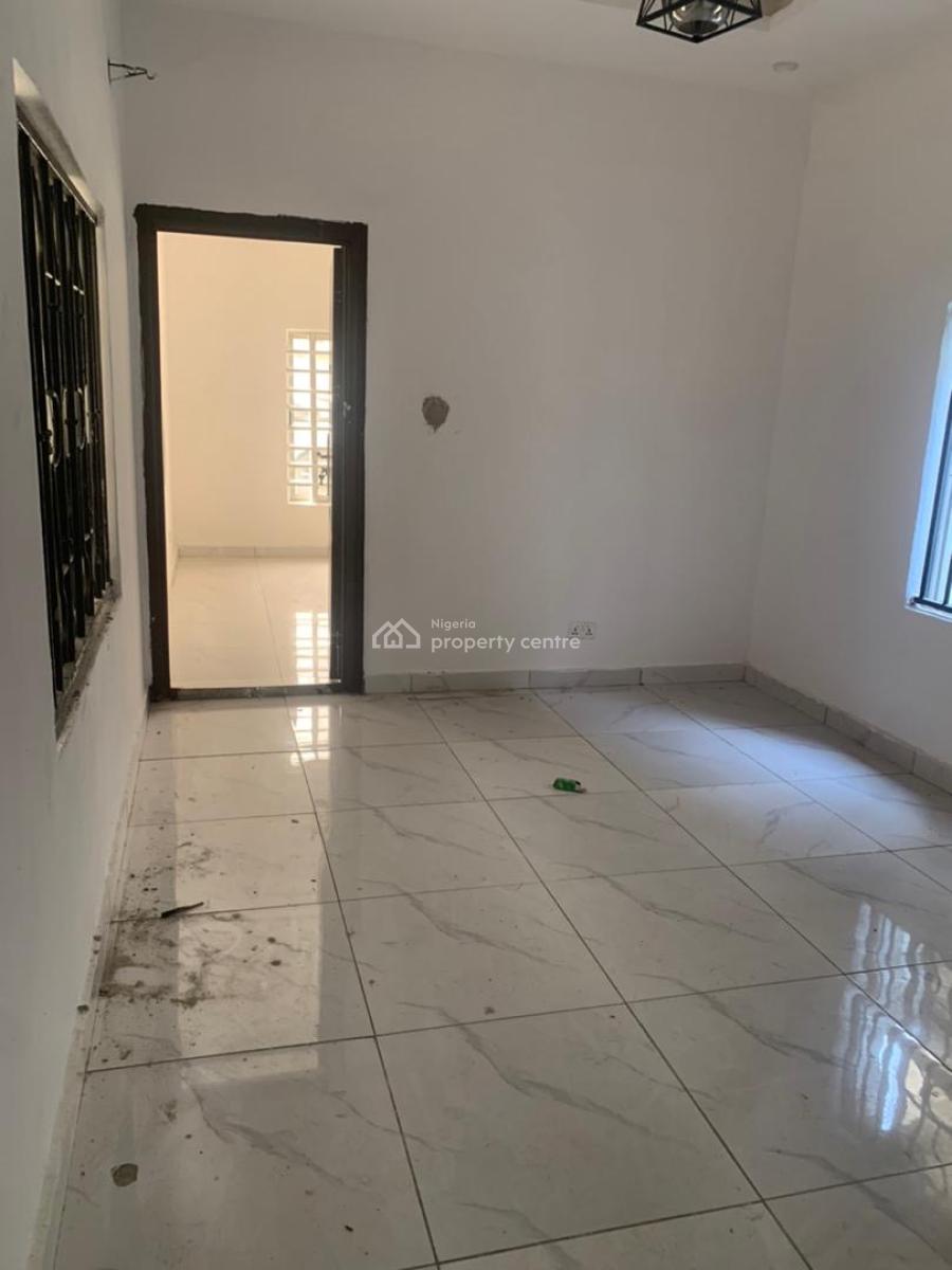 Neat and Spacious 2 Bedroom Apartment, Lekki, Lagos, House for Rent