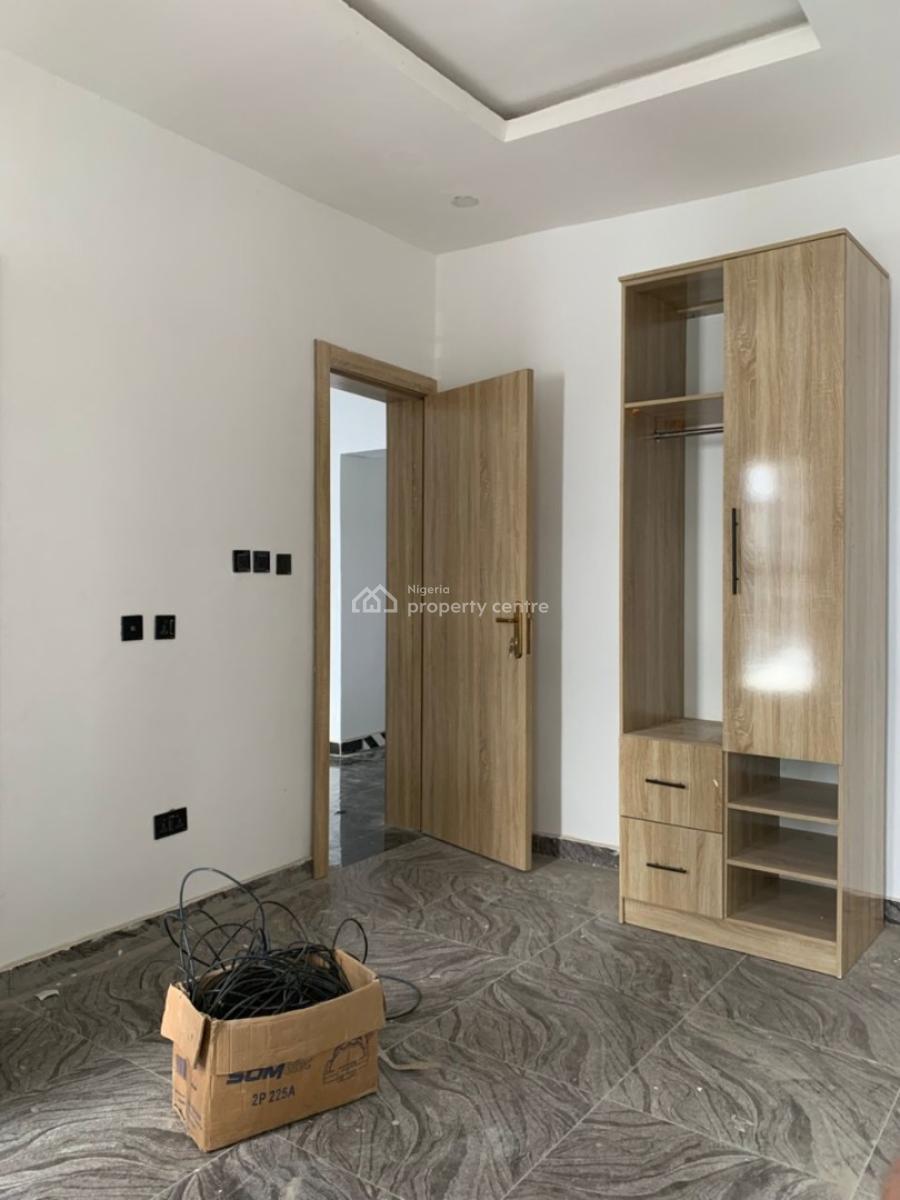 Exquisitely Finished 2 Bedroom Flat, Ologolo, Lekki, Lagos, Flat / Apartment for Rent