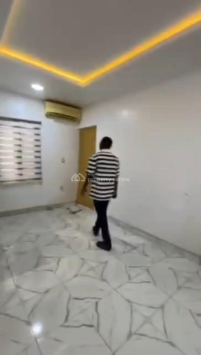 Executive Miniflat, Araromi Street, Shomolu, Lagos, Flat / Apartment for Rent