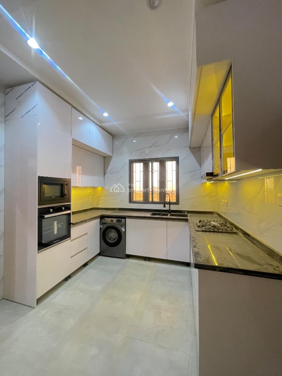 2 Bedroom Apartment, Lugbe District, Abuja, Flat / Apartment for Sale