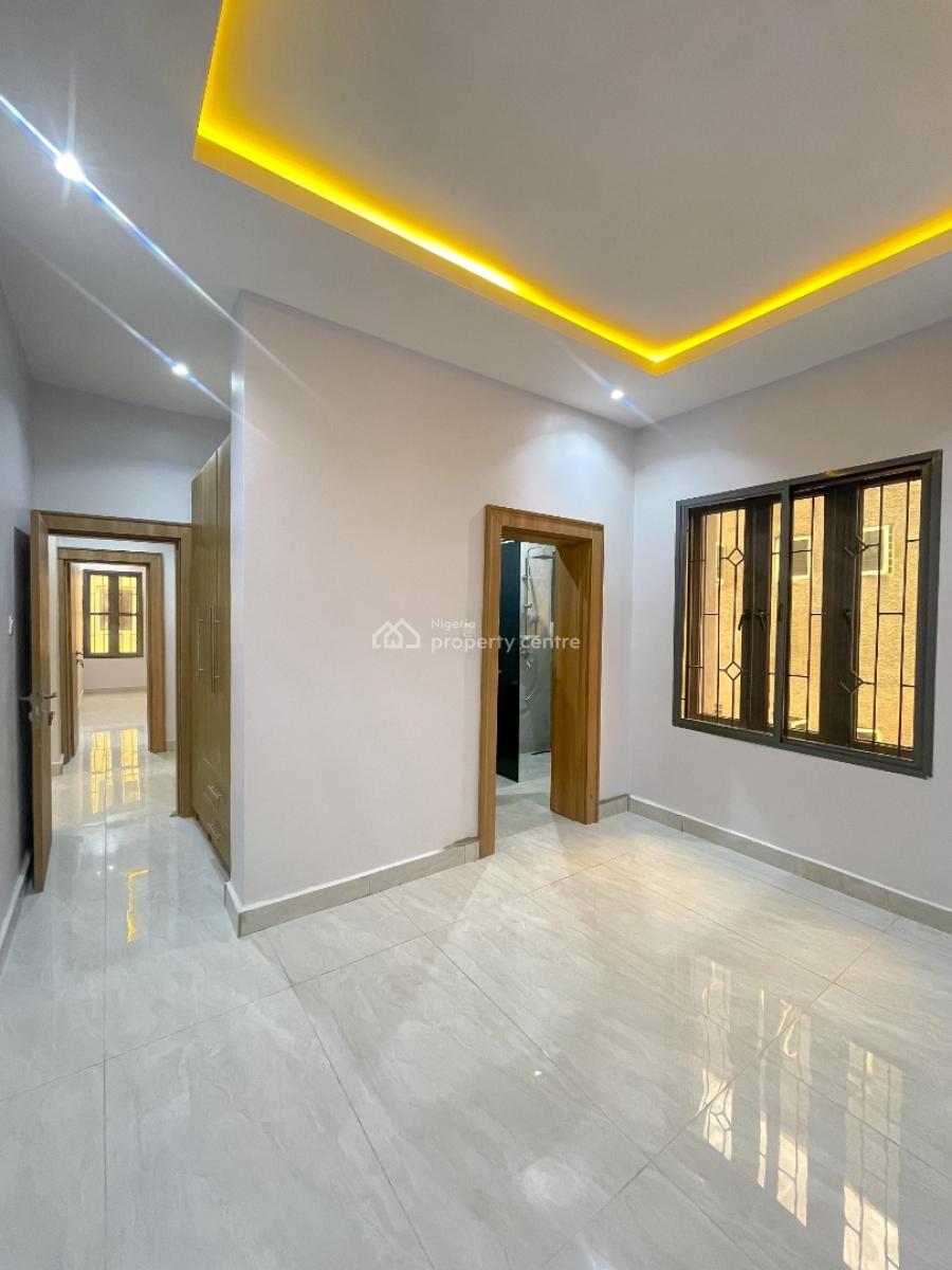 2 Bedroom Apartment, Lugbe District, Abuja, Flat / Apartment for Sale