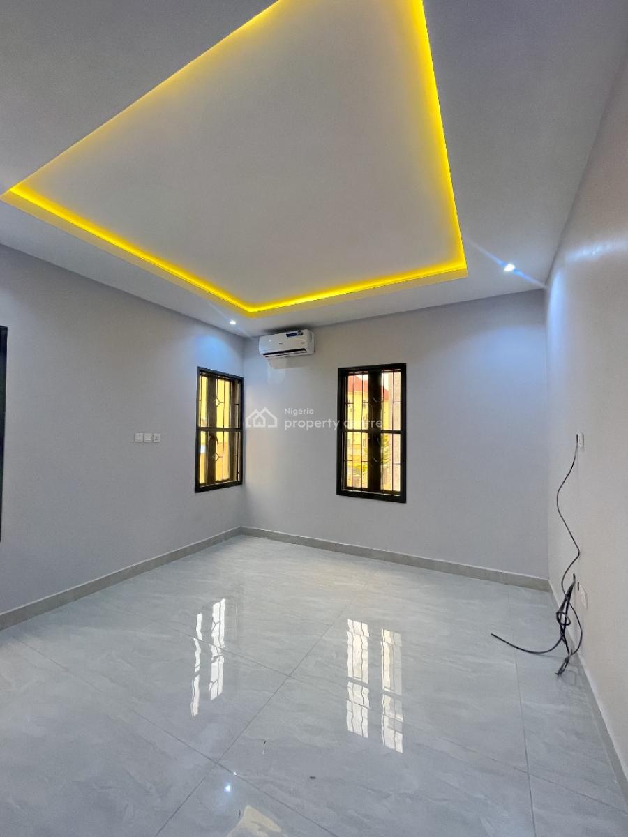 2 Bedroom Apartment, Lugbe District, Abuja, Flat / Apartment for Sale