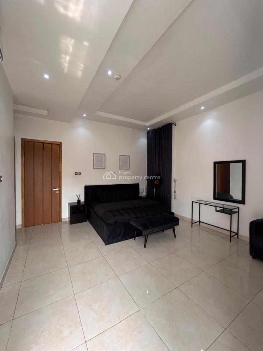 2 Bedroom Terrace Apartment, Off Admiralty Way., Lekki Phase 1, Lekki, Lagos, Flat / Apartment for Rent