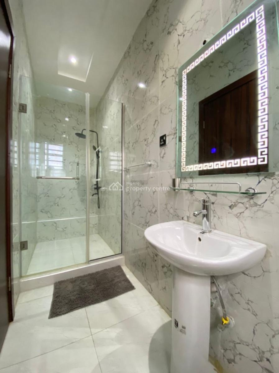 Well Furnished 1 Bedroom Apartment, Ologolo, Lekki, Lagos, Mini Flat (room and Parlour) for Sale