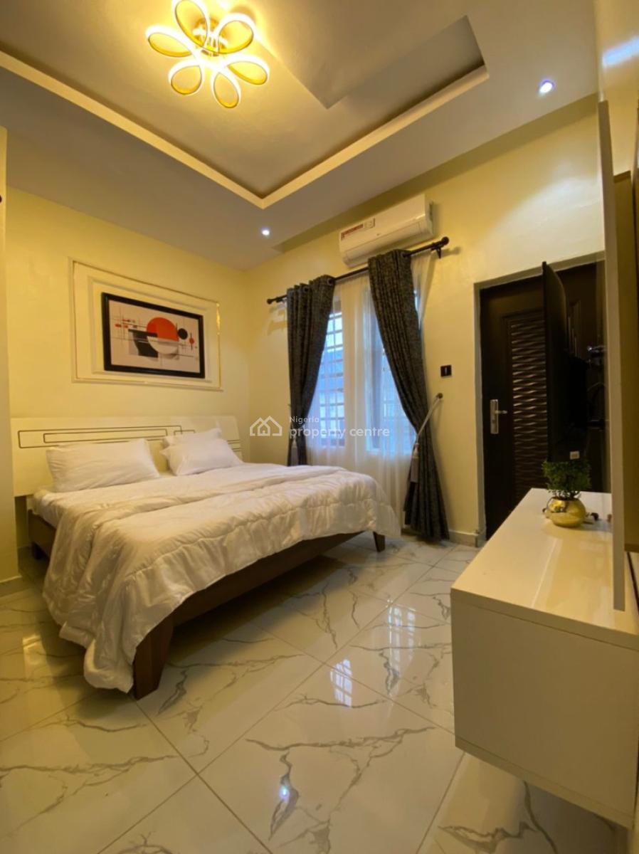 Well Furnished 1 Bedroom Apartment, Ologolo, Lekki, Lagos, Mini Flat (room and Parlour) for Sale