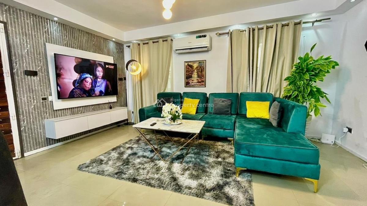 Luxury 3 Bedroom Apartment, Lekki Phase 1, Lekki, Lagos, Flat / Apartment Short Let