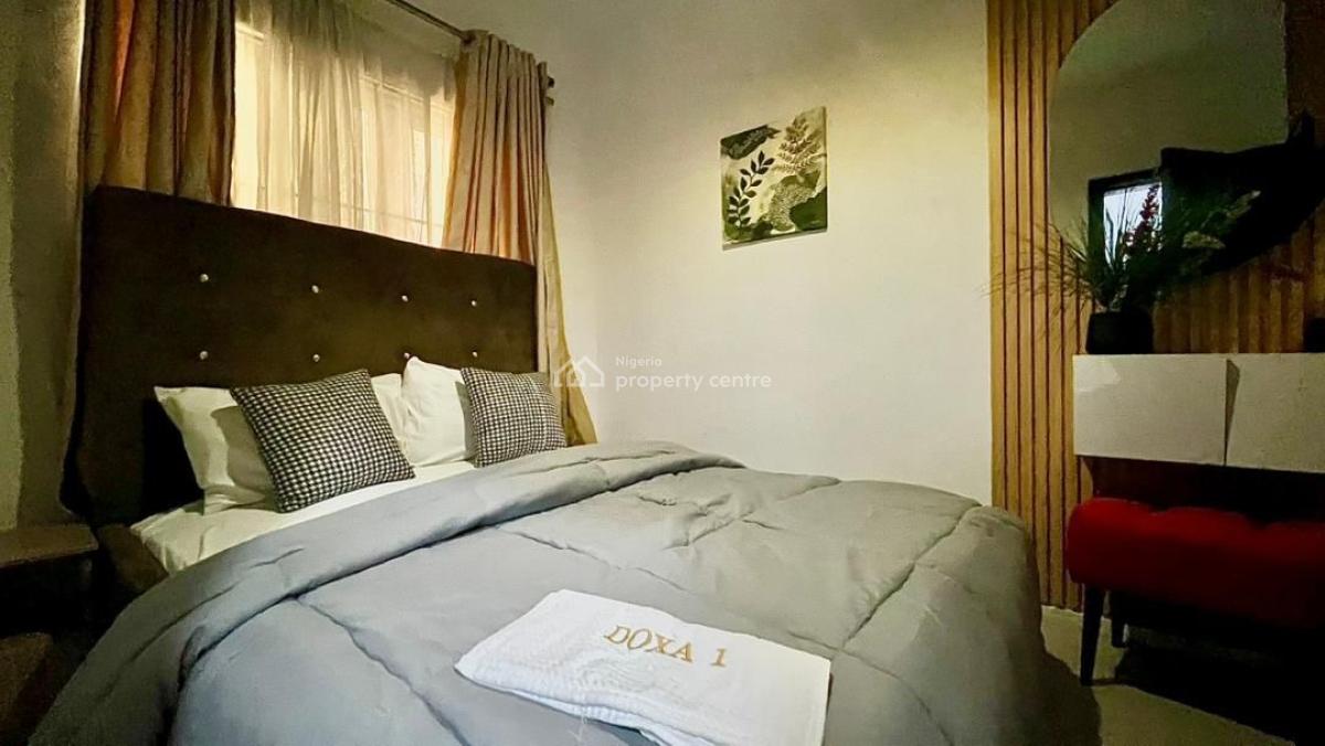 Luxury 3 Bedroom Apartment, Lekki Phase 1, Lekki, Lagos, Flat / Apartment Short Let