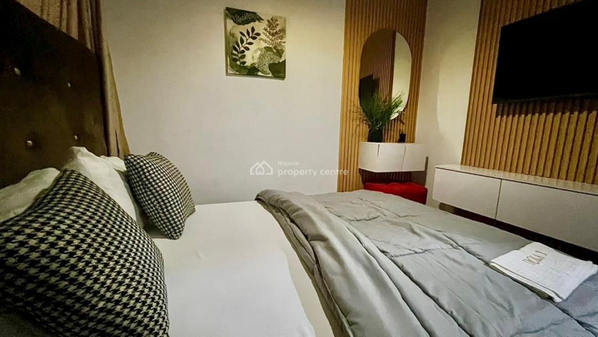 Luxury 3 Bedroom Apartment, Lekki Phase 1, Lekki, Lagos, Flat / Apartment Short Let