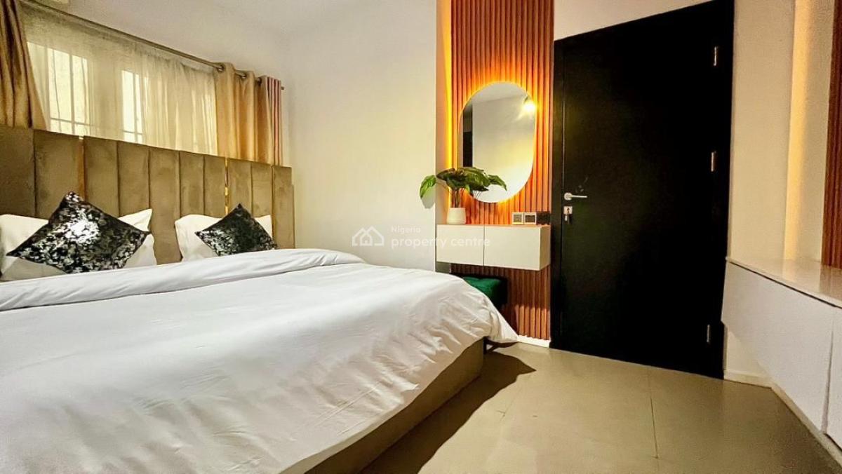 Luxury 3 Bedroom Apartment, Lekki Phase 1, Lekki, Lagos, Flat / Apartment Short Let