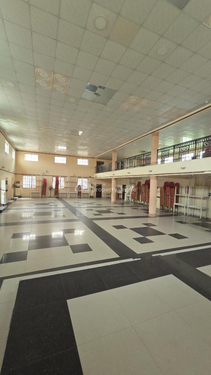 Luxury 36 Rooms Hotel with an Event Hall, Adetokun Area, Ologuneru, Ibadan, Oyo, Hotel / Guest House for Sale