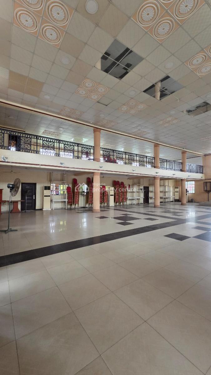 Luxury 36 Rooms Hotel with an Event Hall, Adetokun Area, Ologuneru, Ibadan, Oyo, Hotel / Guest House for Sale