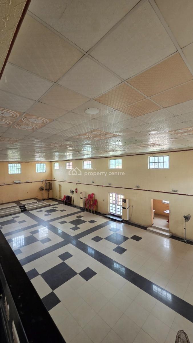 Luxury 36 Rooms Hotel with an Event Hall, Adetokun Area, Ologuneru, Ibadan, Oyo, Hotel / Guest House for Sale