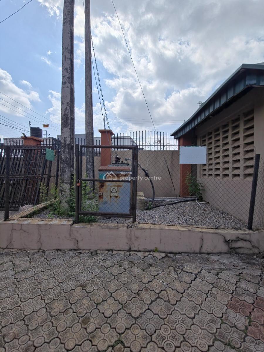 Luxury 36 Rooms Hotel with an Event Hall, Adetokun Area, Ologuneru, Ibadan, Oyo, Hotel / Guest House for Sale