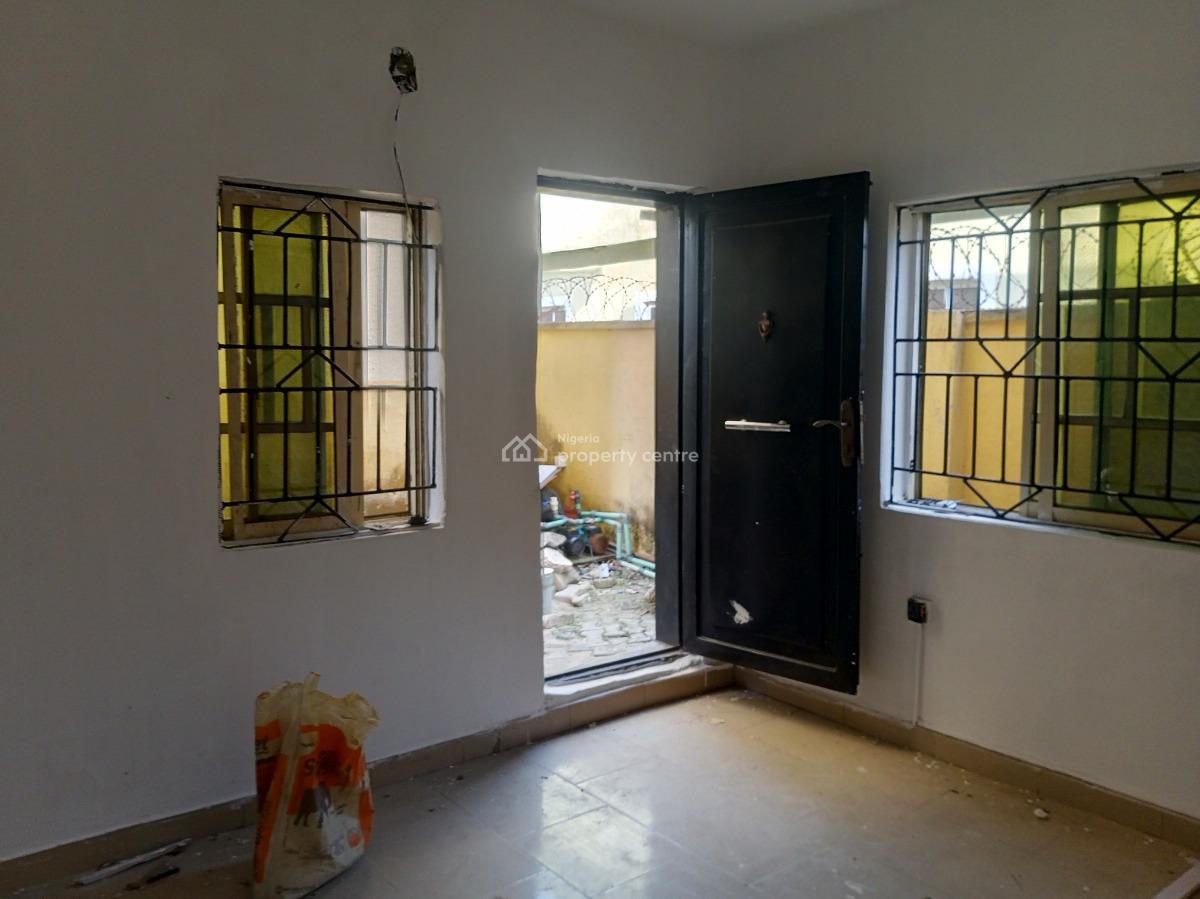 a Nice Room and Parlor Miniflat+ Studio Room, United Estate, Sangotedo, Ajah, Lagos, Mini Flat (room and Parlour) for Rent