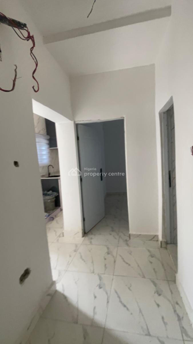 Solid 1bedroom Apartment, Aviation City Estate, Airport Road Kyami, Kyami, Abuja, Mini Flat (room and Parlour) for Sale