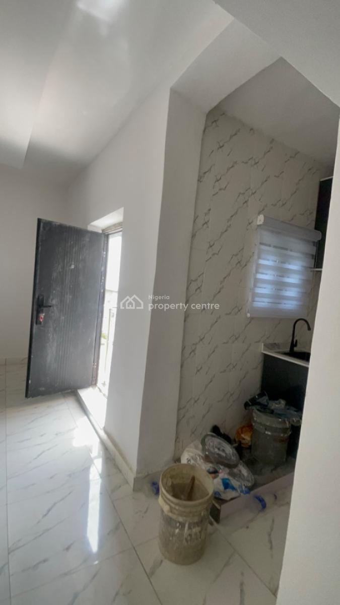 Solid 1bedroom Apartment, Aviation City Estate, Airport Road Kyami, Kyami, Abuja, Mini Flat (room and Parlour) for Sale