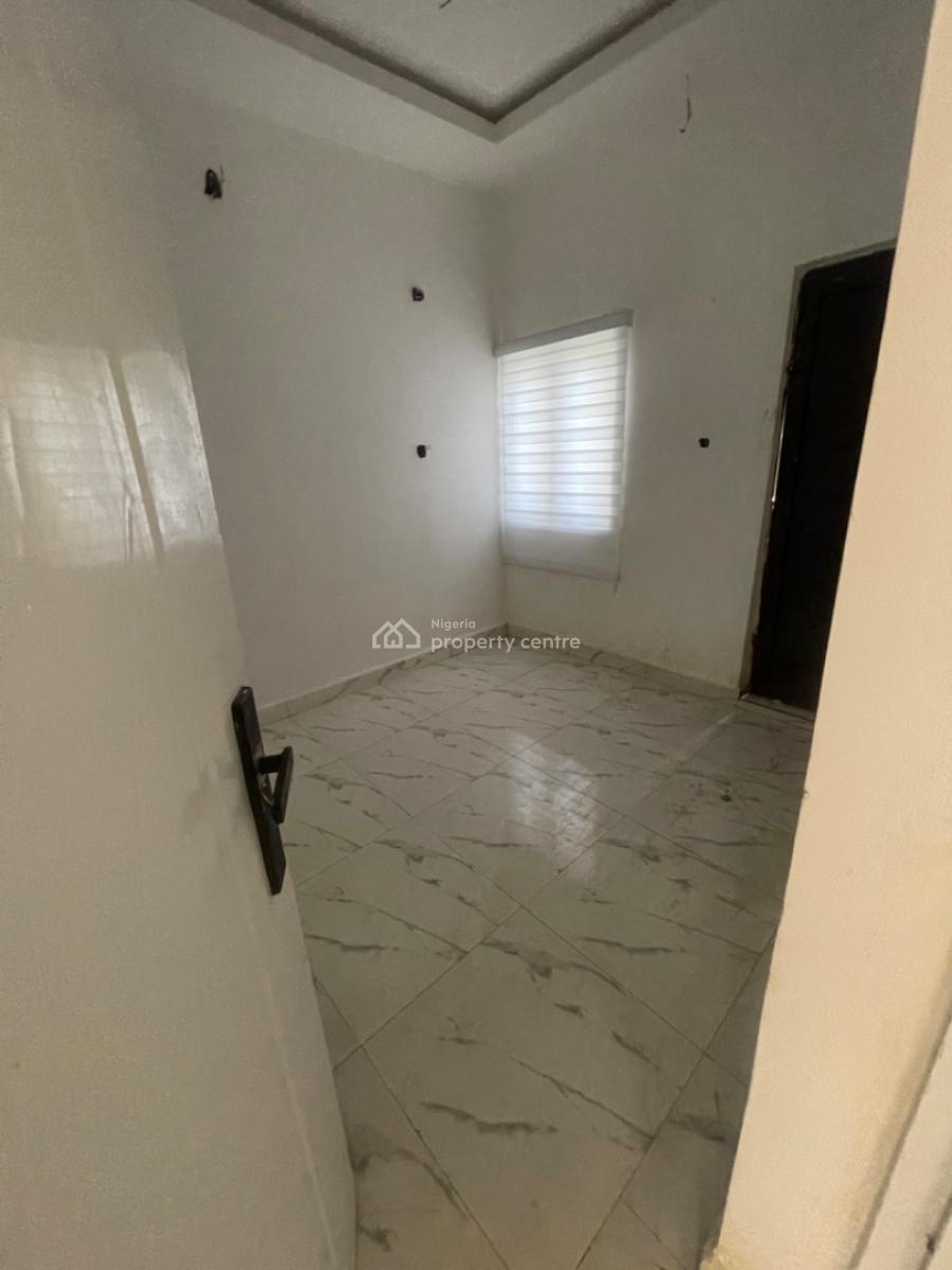 Solid 1bedroom Apartment, Aviation City Estate, Airport Road Kyami, Kyami, Abuja, Mini Flat (room and Parlour) for Sale