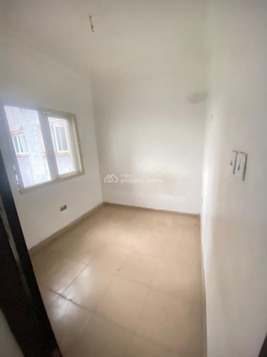 Nice Mini Flat Inside Secured Estate Available, Vgc, Lekki, Lagos, Mini Flat (room and Parlour) for Rent