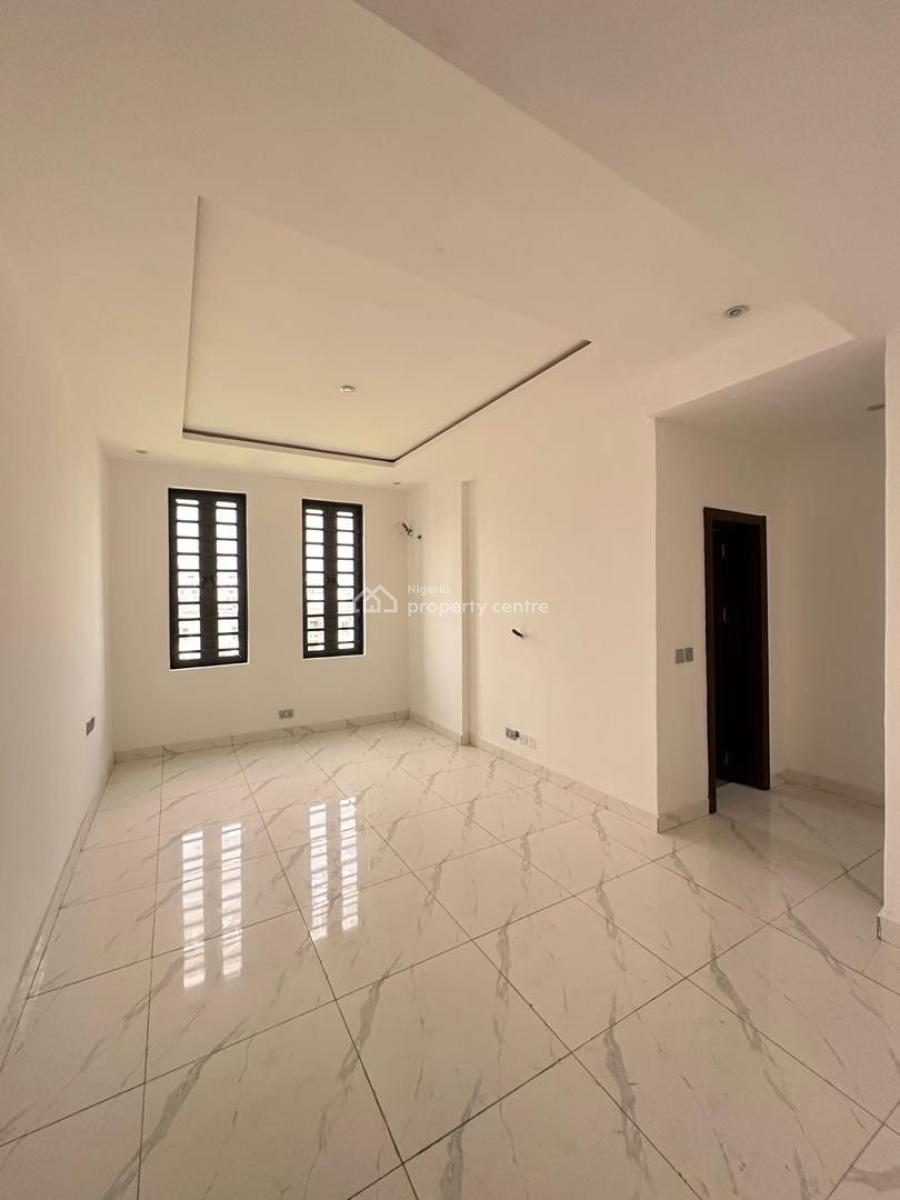 Contemporary 2 Bedroom Apartment with Gym & Standby Generator, Lekki Phase 1, Lekki, Lagos, Flat / Apartment for Rent