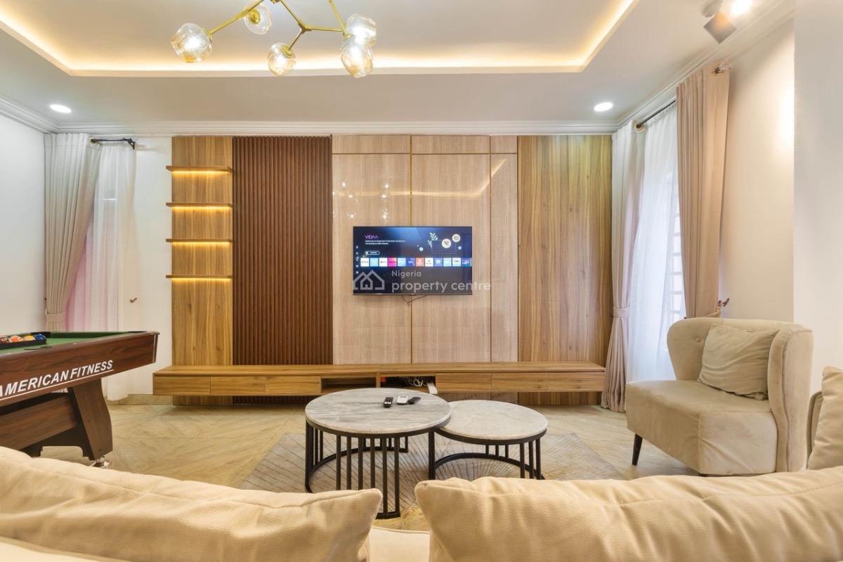 Available Today -- Luxury 2-bedroom Apartment, Lekki Phase 1, Lekki, Lagos, Flat / Apartment Short Let