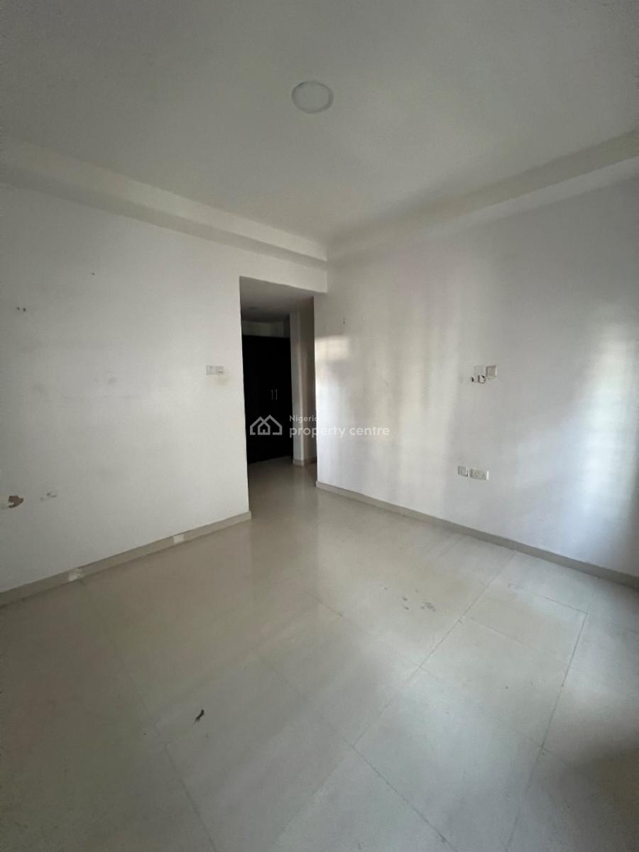 Self Serviced 3 Bedroom Duplex with a Bq and a Rooftop., Lekki Phase 1, Lekki, Lagos, Semi-detached Duplex for Rent