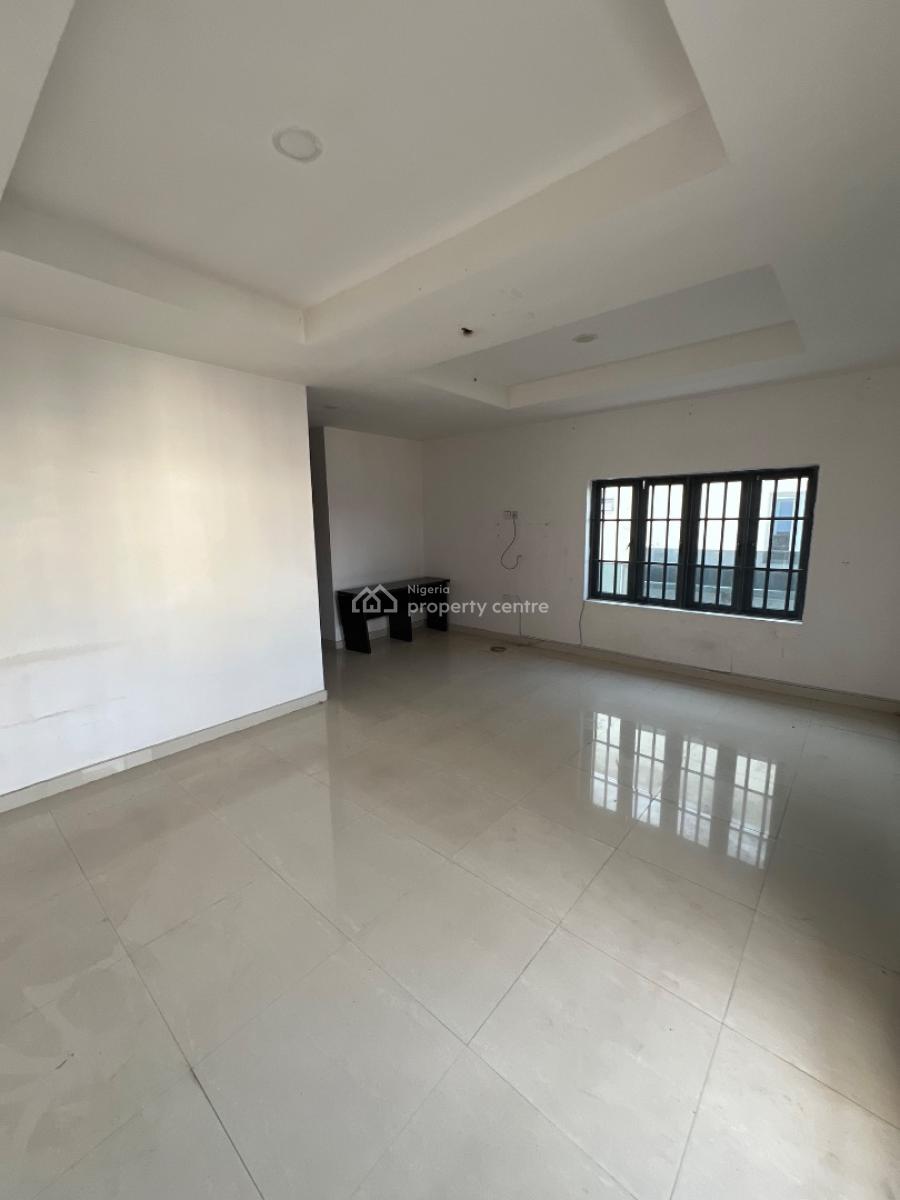 Self Serviced 3 Bedroom Duplex with a Bq and a Rooftop., Lekki Phase 1, Lekki, Lagos, Semi-detached Duplex for Rent