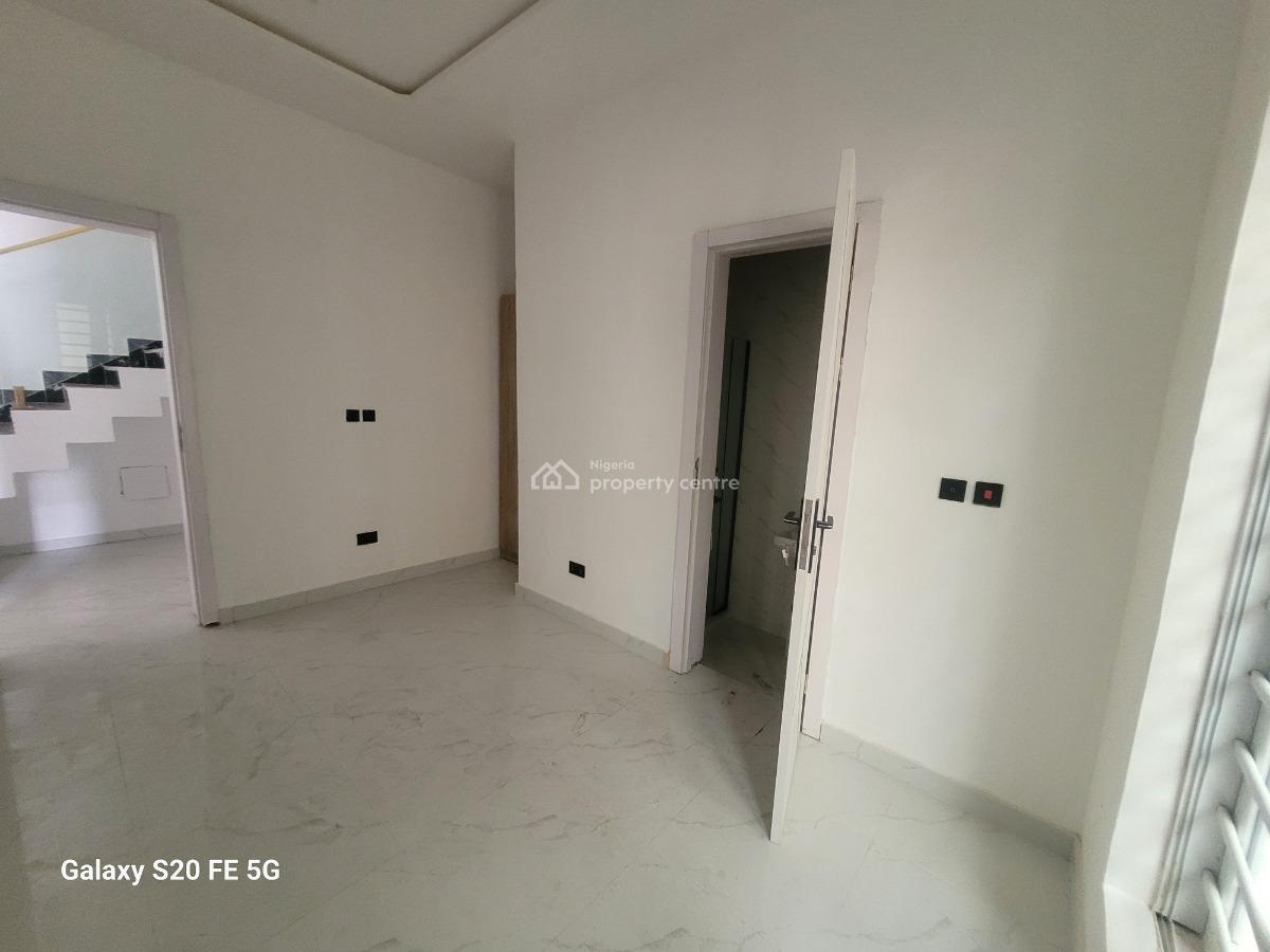 4 Bedroom Semi-detached Duplex, Ikota Villa Estate, Ikota, Lekki, Lagos, Semi-detached Duplex for Sale
