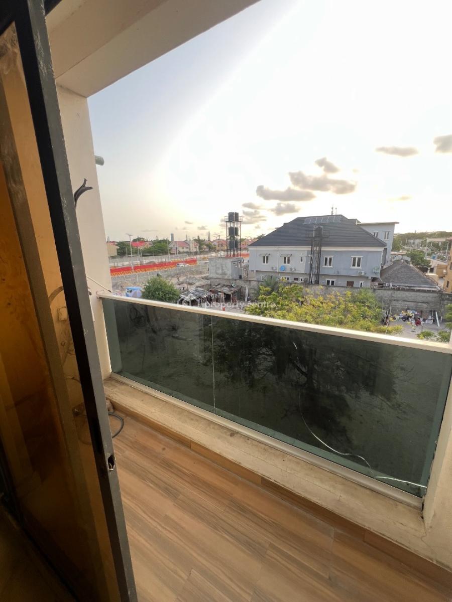 Exclusive 2-bed Bedroom Apartment in a Very Secure Estate, Lekki Phase 1, Lekki, Lagos, Flat / Apartment for Rent