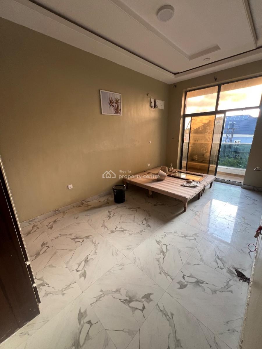 Exclusive 2-bed Bedroom Apartment in a Very Secure Estate, Lekki Phase 1, Lekki, Lagos, Flat / Apartment for Rent