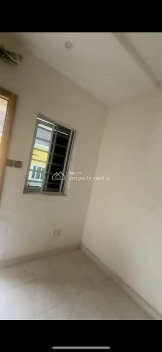 1 Bedroom House/bq, Chevron Drive, Lekki Phase 2, Lekki, Lagos, Flat / Apartment for Rent