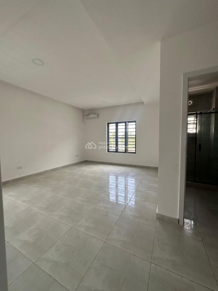 Well-built 4-bedroom Terrace Duplex with Bq, Victoria Island (vi), Lagos, Terraced Duplex for Sale