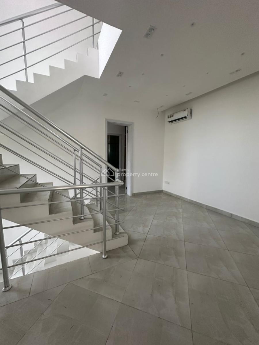 Well-built 4-bedroom Terrace Duplex with Bq, Victoria Island (vi), Lagos, Terraced Duplex for Sale
