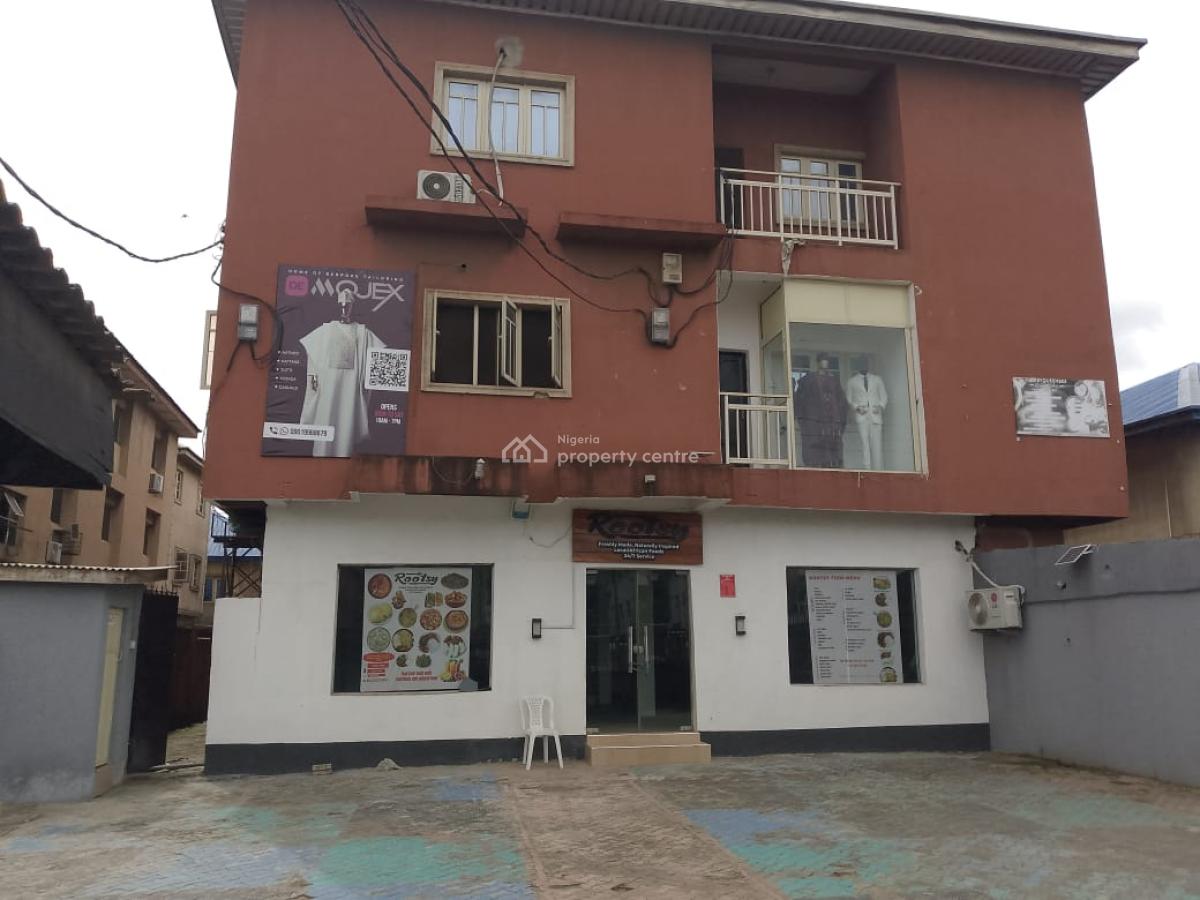 Commercial Property on 900 Sqm, Idimu Road, Egbeda, Alimosho, Lagos, Block of Flats for Sale