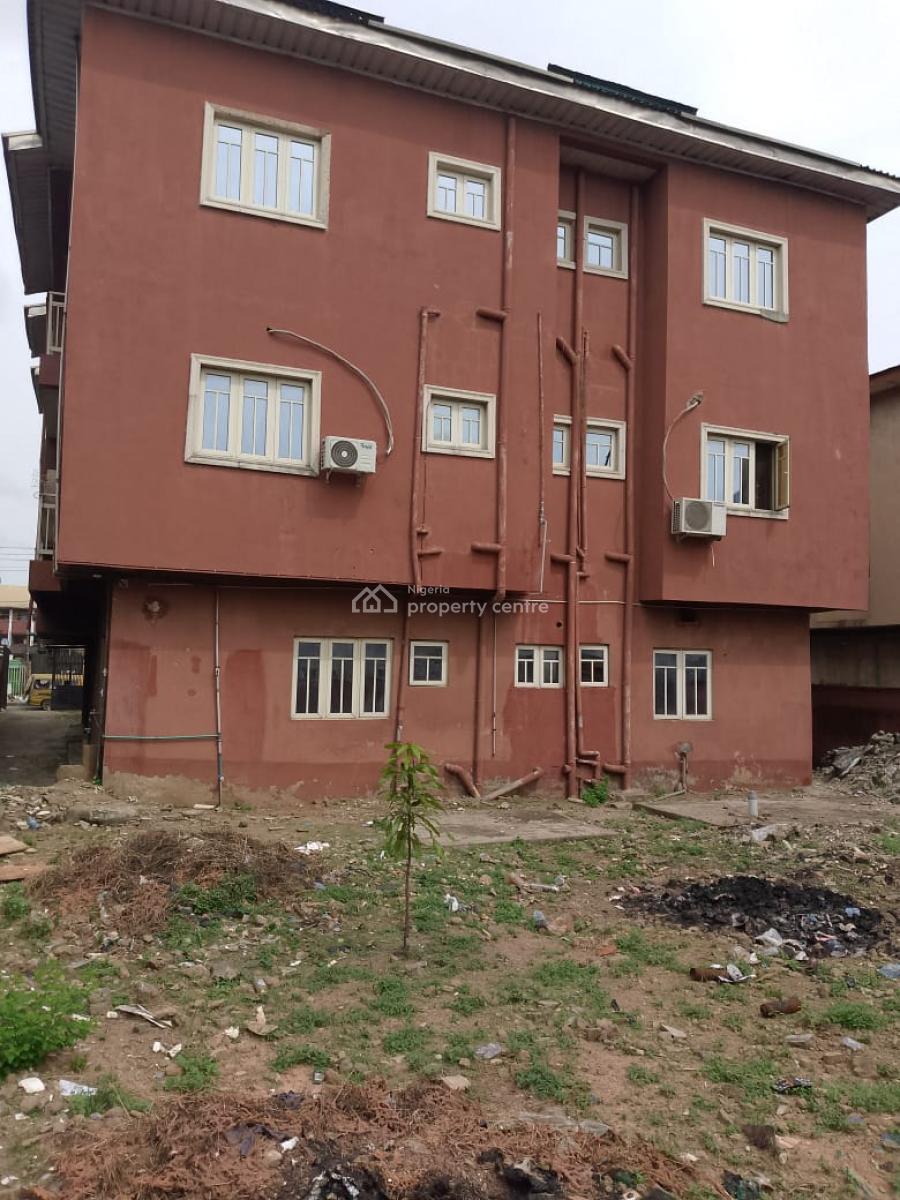 Commercial Property on 900 Sqm, Idimu Road, Egbeda, Alimosho, Lagos, Block of Flats for Sale