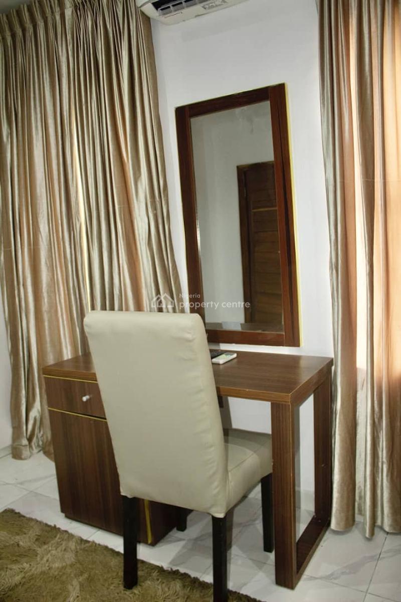 Specious, Luxury 3 Bedroom Flat with Bq, Off Ilasan New Road, Ilasan, Lekki, Lagos, Flat / Apartment for Rent