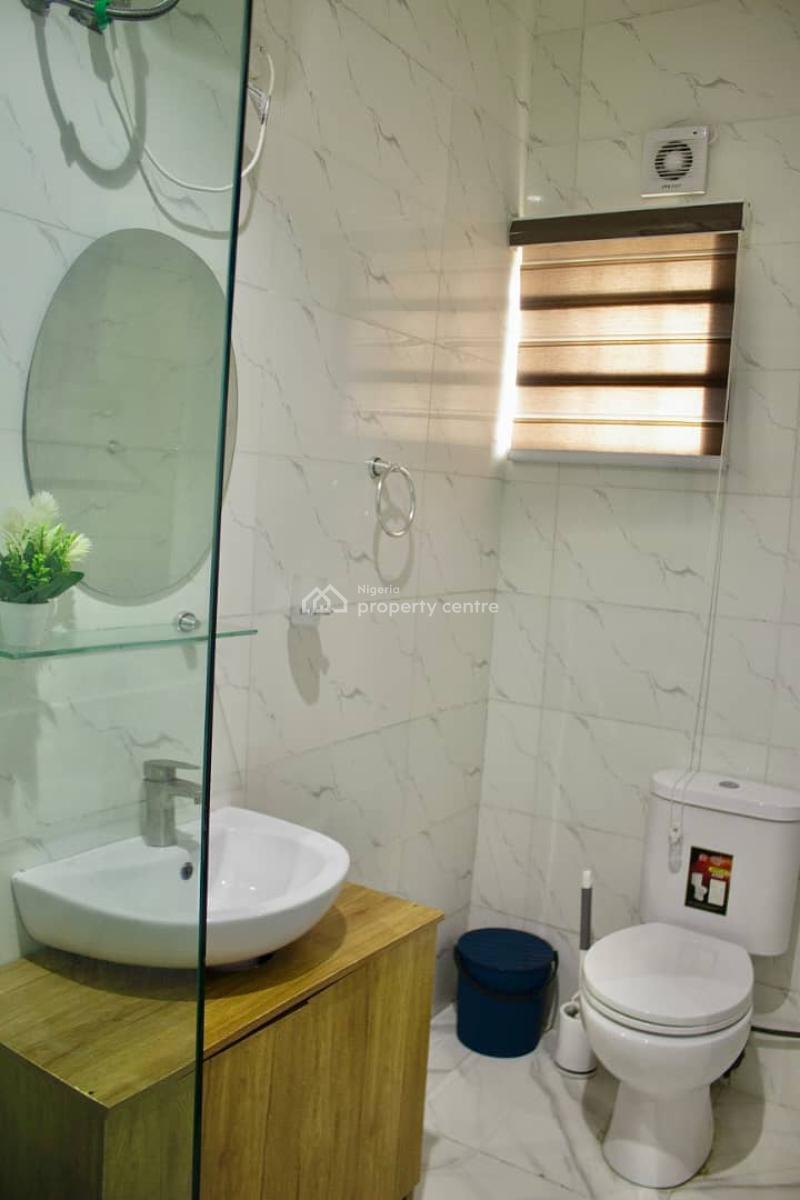 Specious, Luxury 3 Bedroom Flat with Bq, Off Ilasan New Road, Ilasan, Lekki, Lagos, Flat / Apartment for Rent