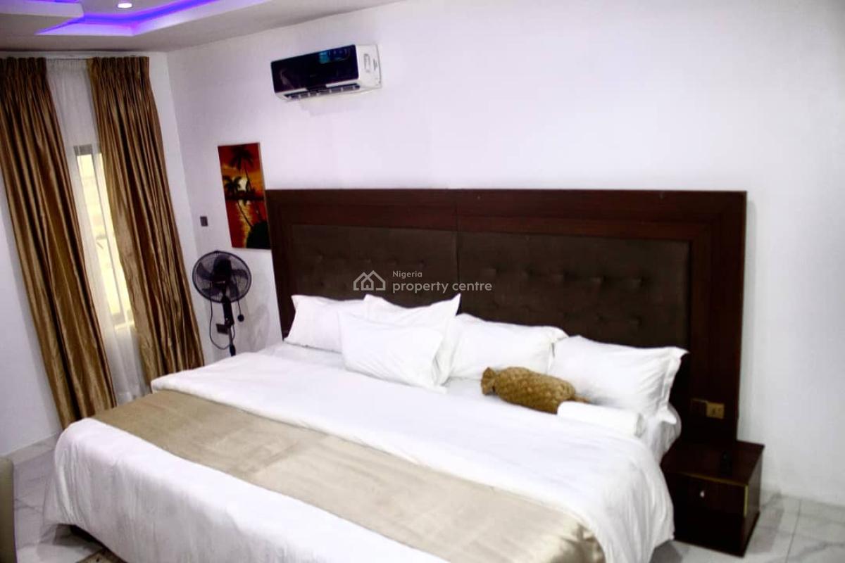 Specious, Luxury 3 Bedroom Flat with Bq, Off Ilasan New Road, Ilasan, Lekki, Lagos, Flat / Apartment for Rent