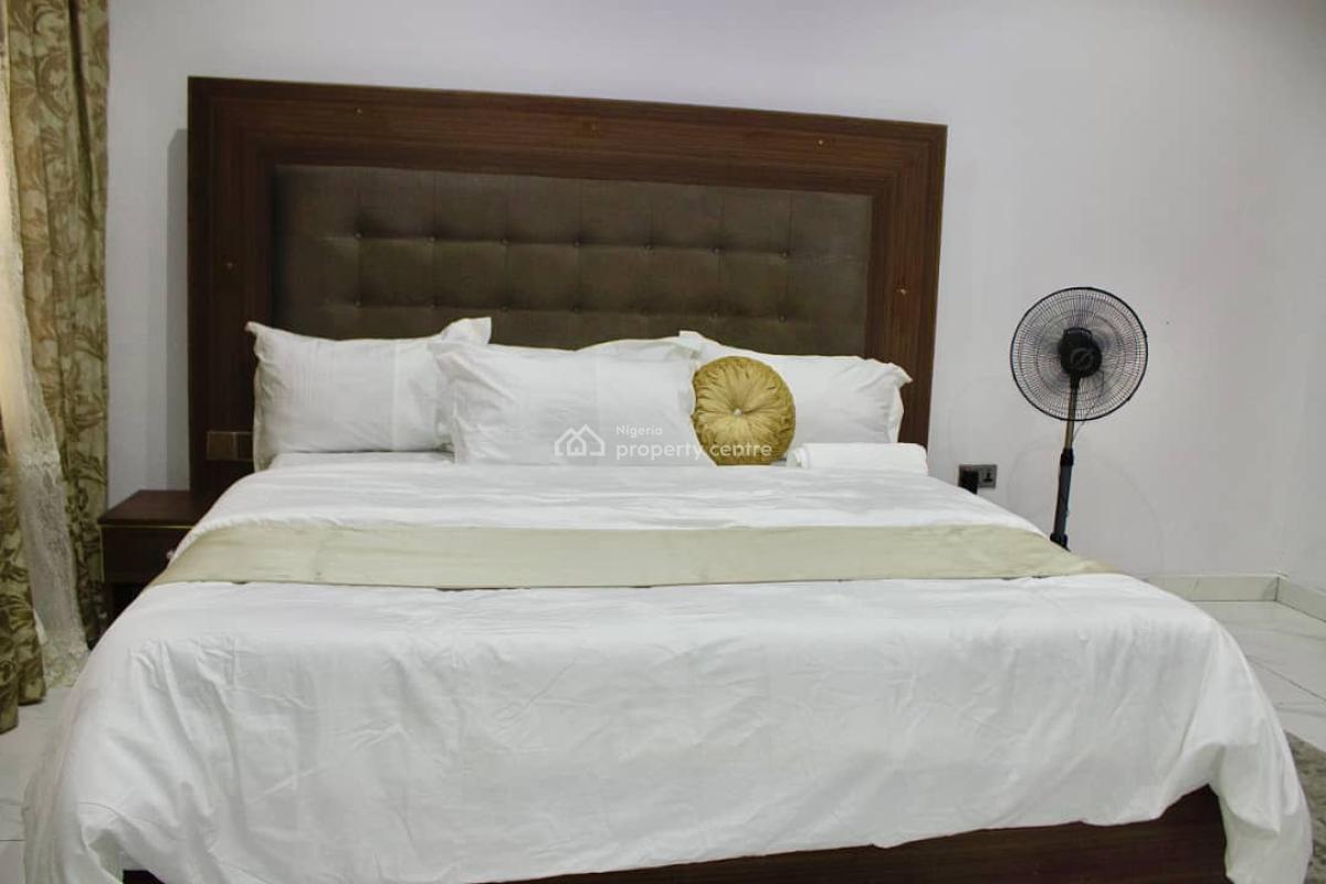 Specious, Luxury 3 Bedroom Flat with Bq, Off Ilasan New Road, Ilasan, Lekki, Lagos, Flat / Apartment for Rent