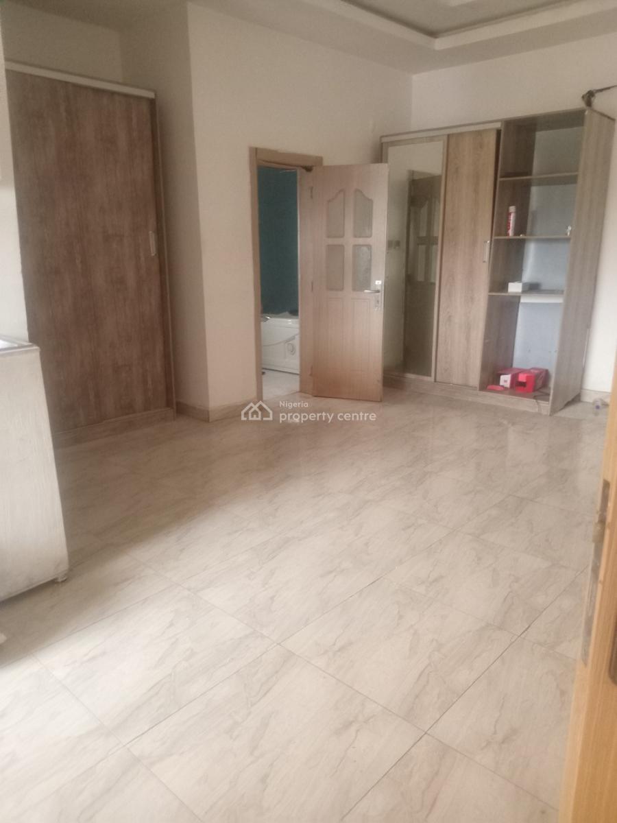 a Masterbed with Separate Prepaid Meter and Studio Kitchen, Chevron Drive Carlton Gate Estate, Lekki, Lagos, Self Contain (single Rooms) for Rent